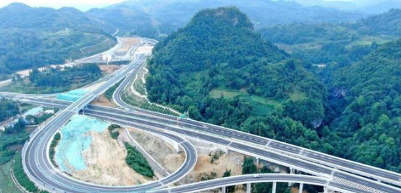 贵州省都匀至安顺高速公路.png